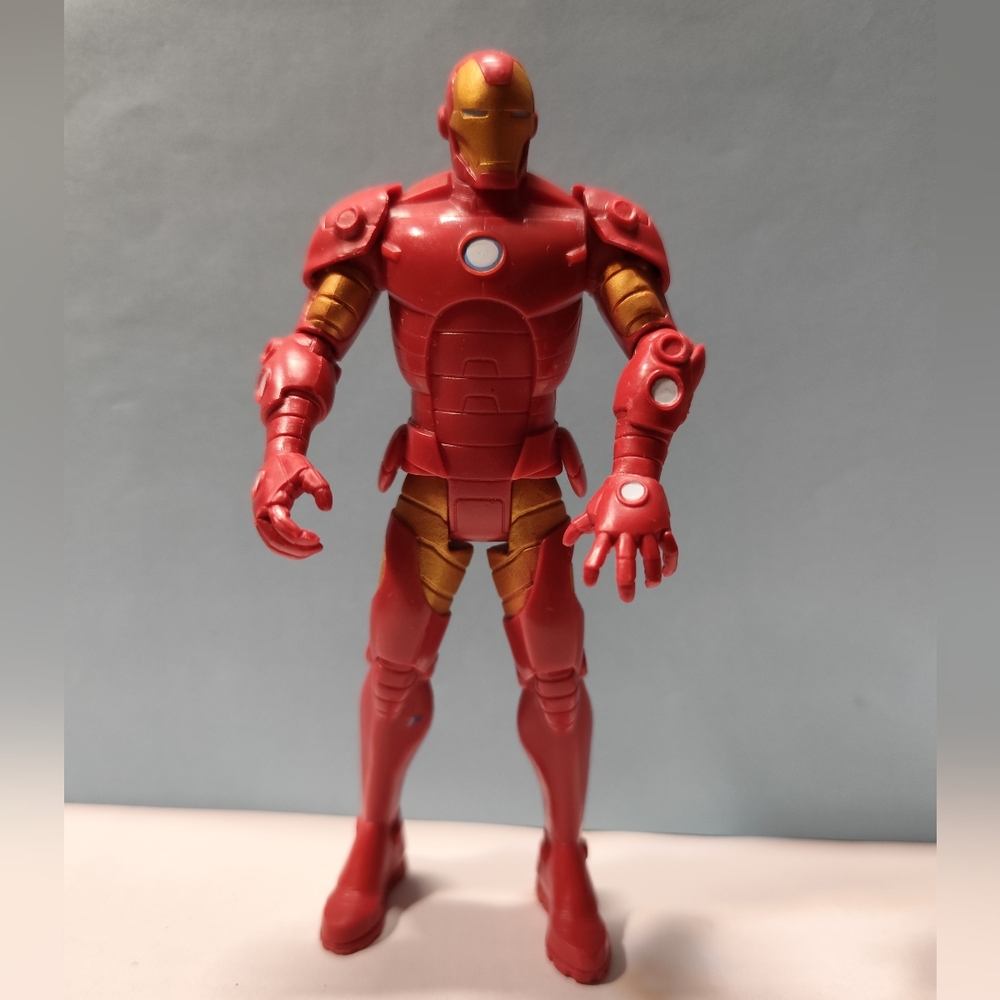 3/$25💙2016 Hasbro Marvel Iron Man 5 3/4" Tall Toy Action Figure